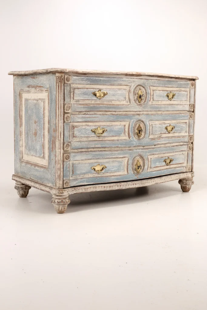 hand painted gustavian style 