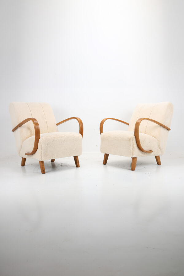 Pair of Armchairs H-410 by Jindřich Halabala, 1950s – Czech Republic