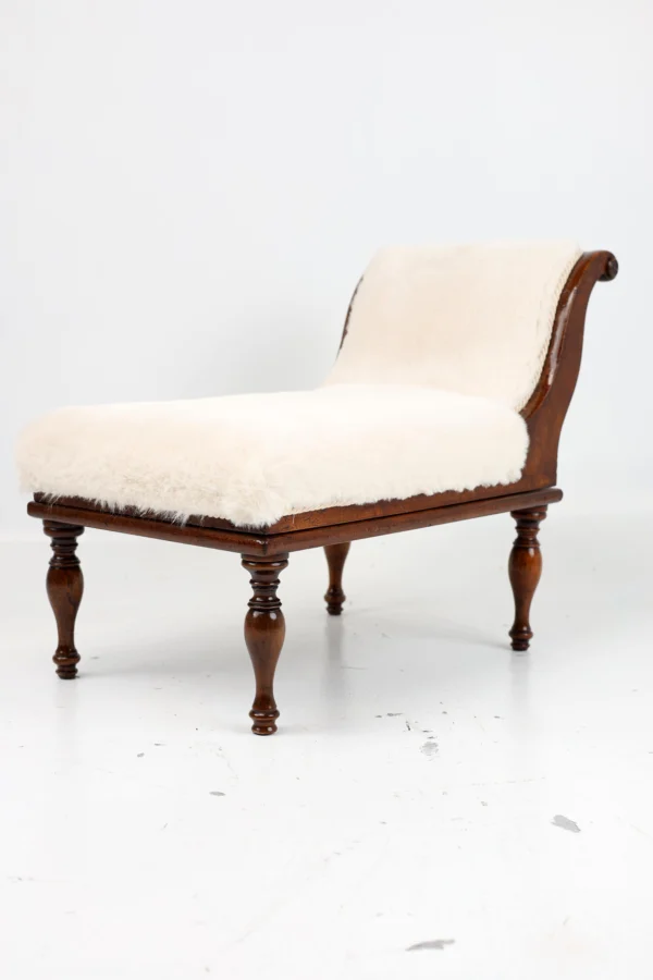 Footstool in Victorian Style - Mahogany, 19th Century